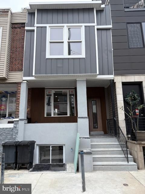Townhouse For Sale - 344 Roseberry Street<br/> PHILADELPHIA, PA 19148