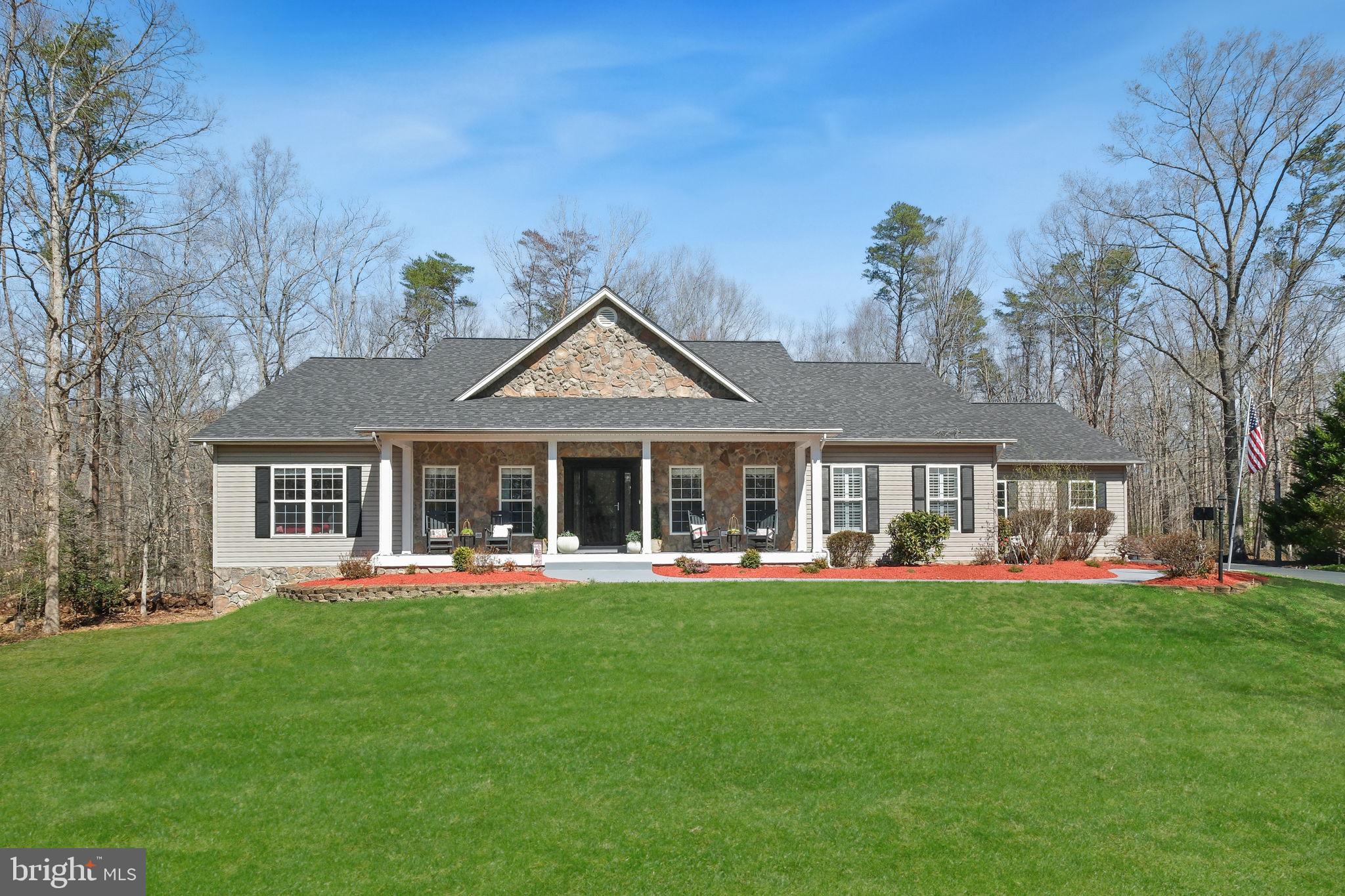 WINDSOR FOREST - Residential