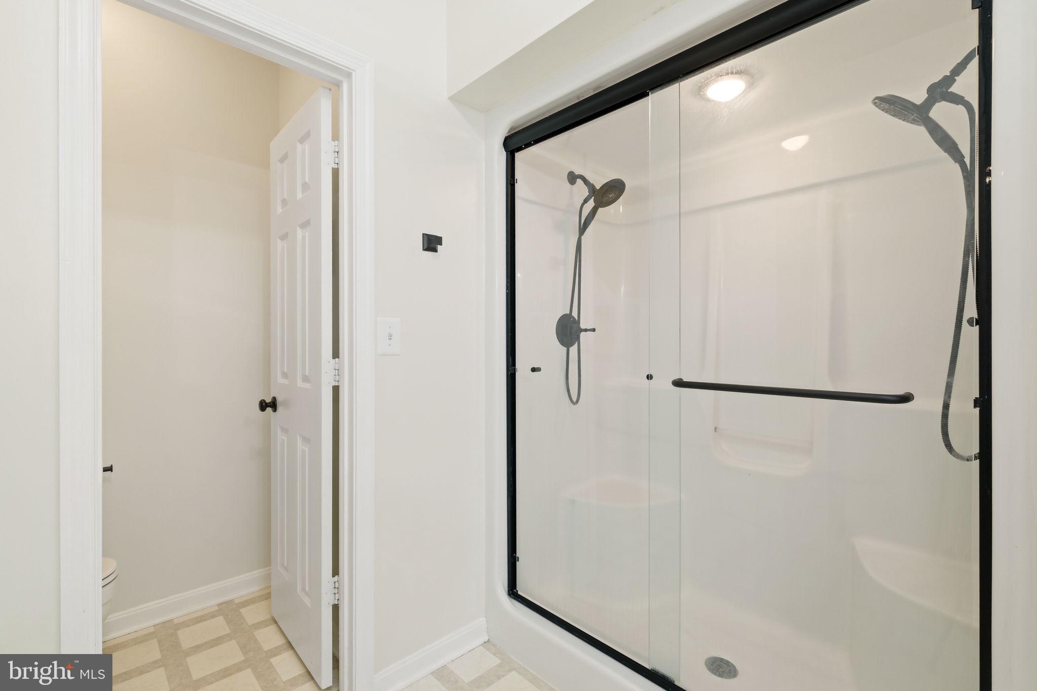 WINDSOR FOREST - Residential