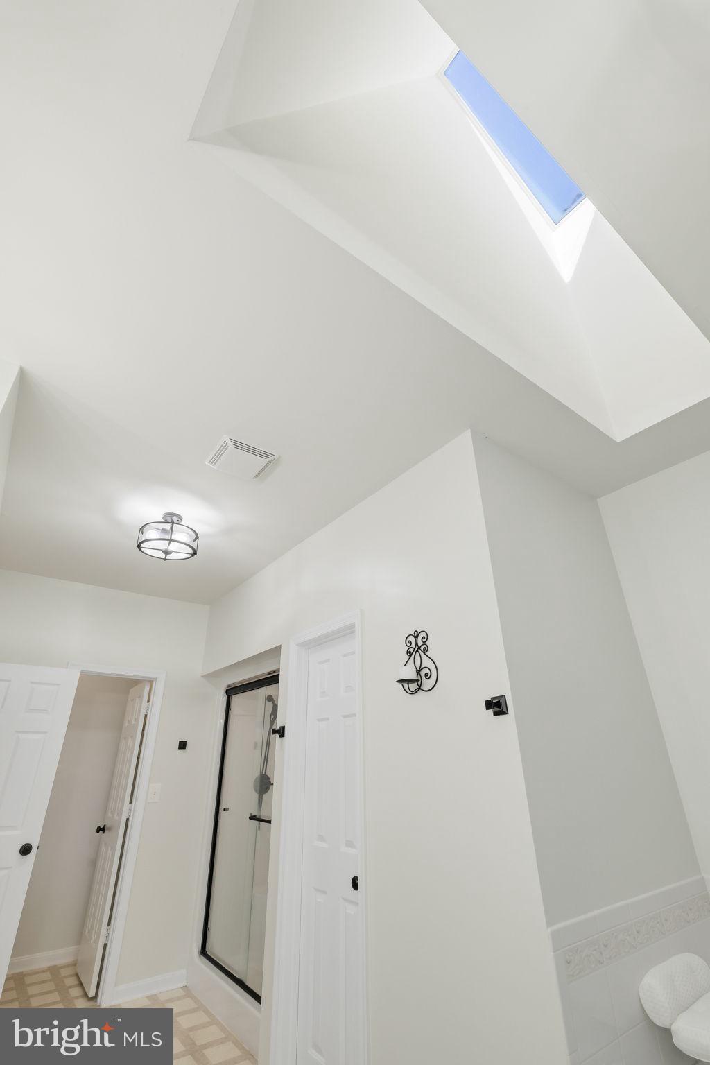 WINDSOR FOREST - Residential