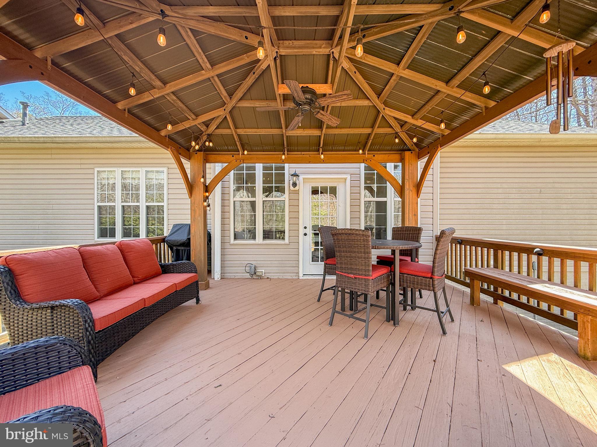 WINDSOR FOREST - Residential