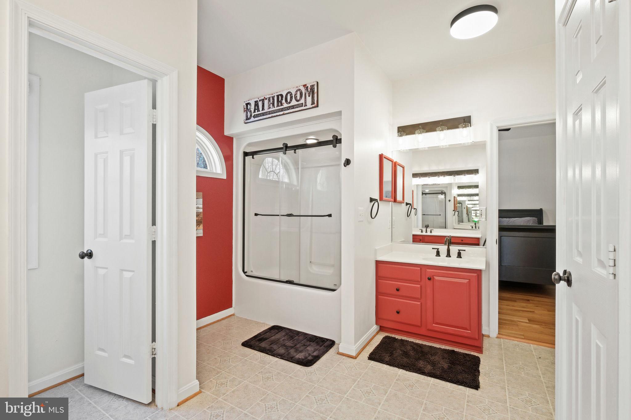 WINDSOR FOREST - Residential