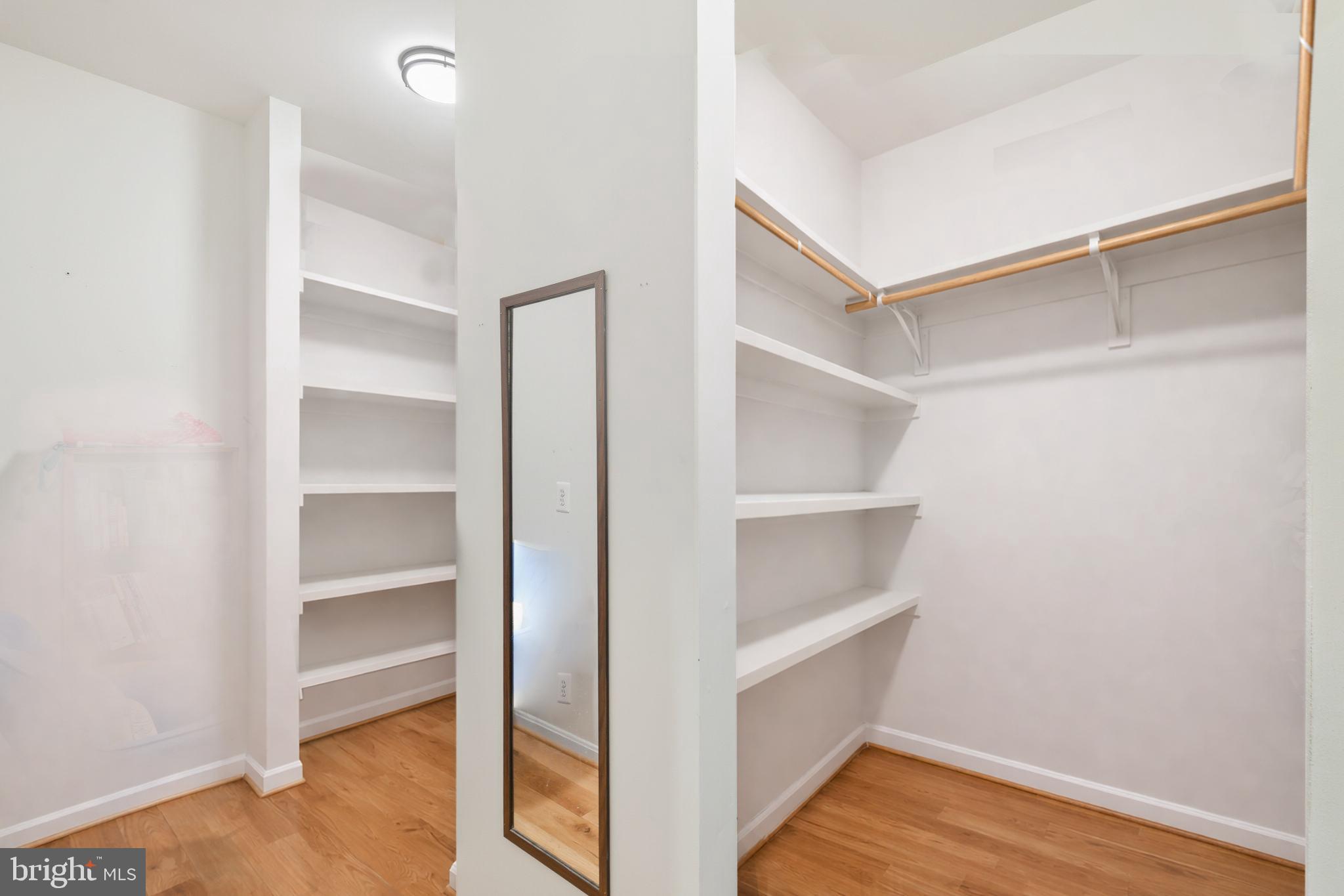 WINDSOR FOREST - Residential