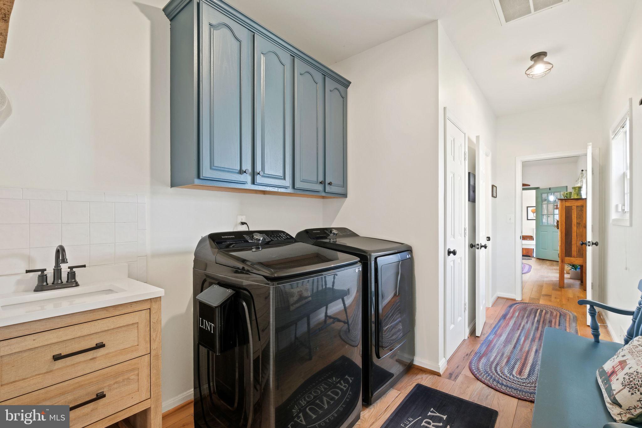 WINDSOR FOREST - Residential