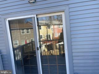 CALVERT TOWNE TOWNHOUSES - Residential