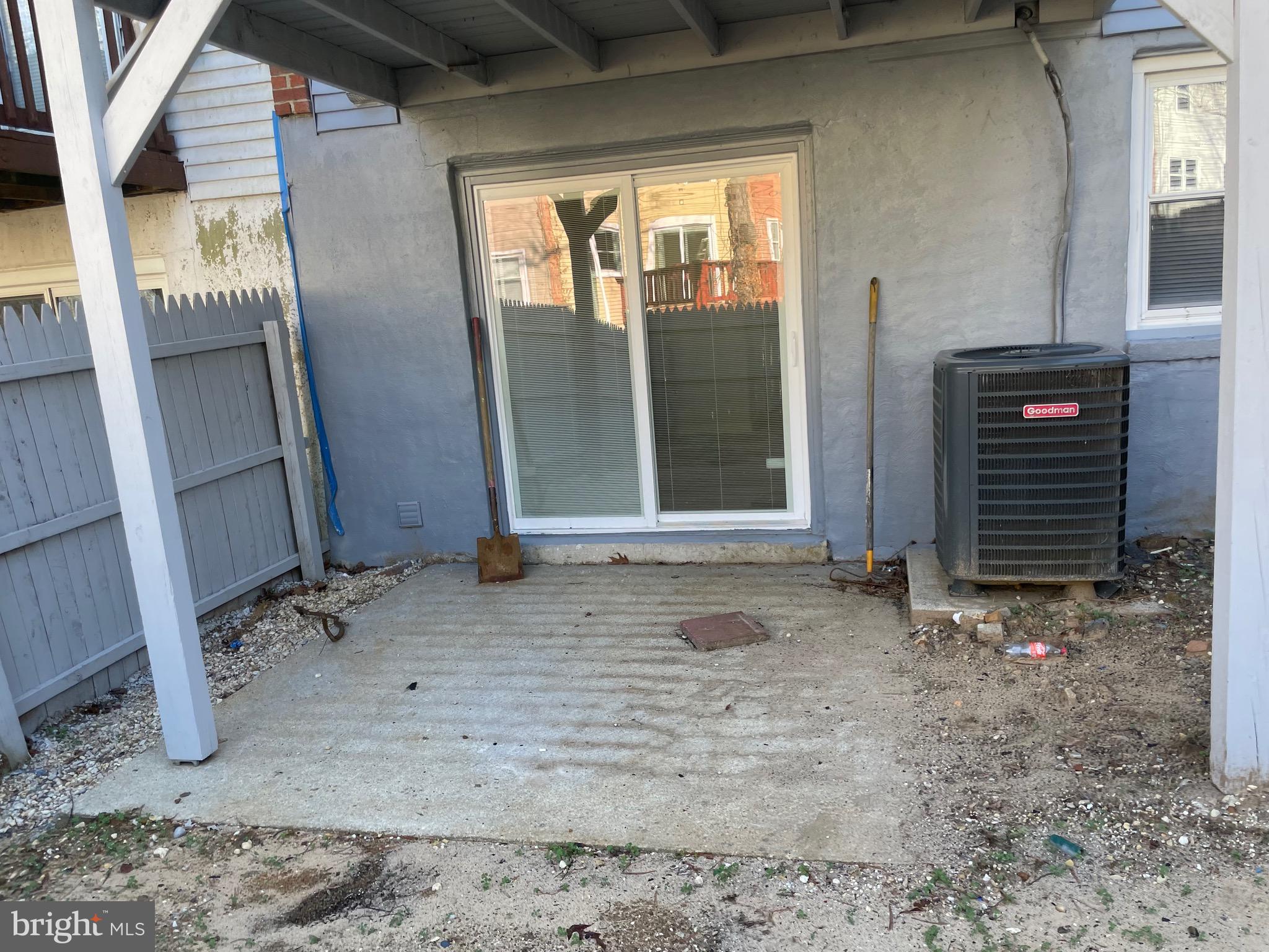 CALVERT TOWNE TOWNHOUSES - Residential