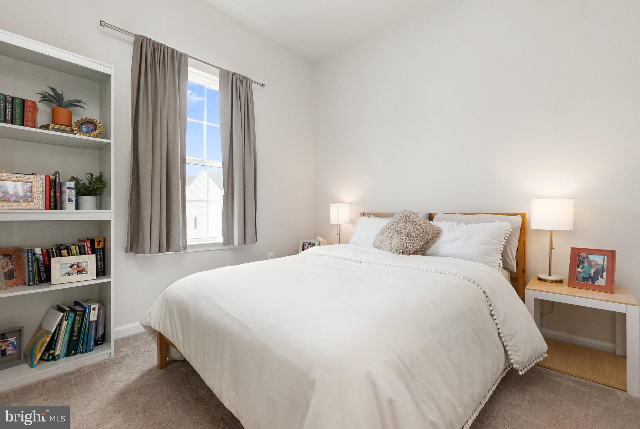 HIGHGATE VILLAGE - Residential