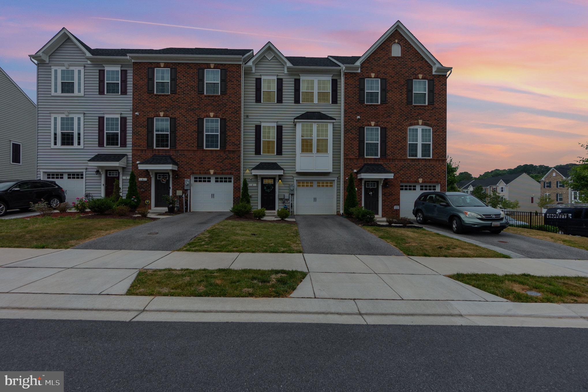 HIGHGATE VILLAGE - Residential