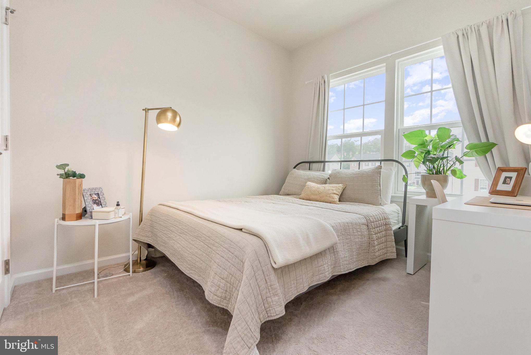 HIGHGATE VILLAGE - Residential