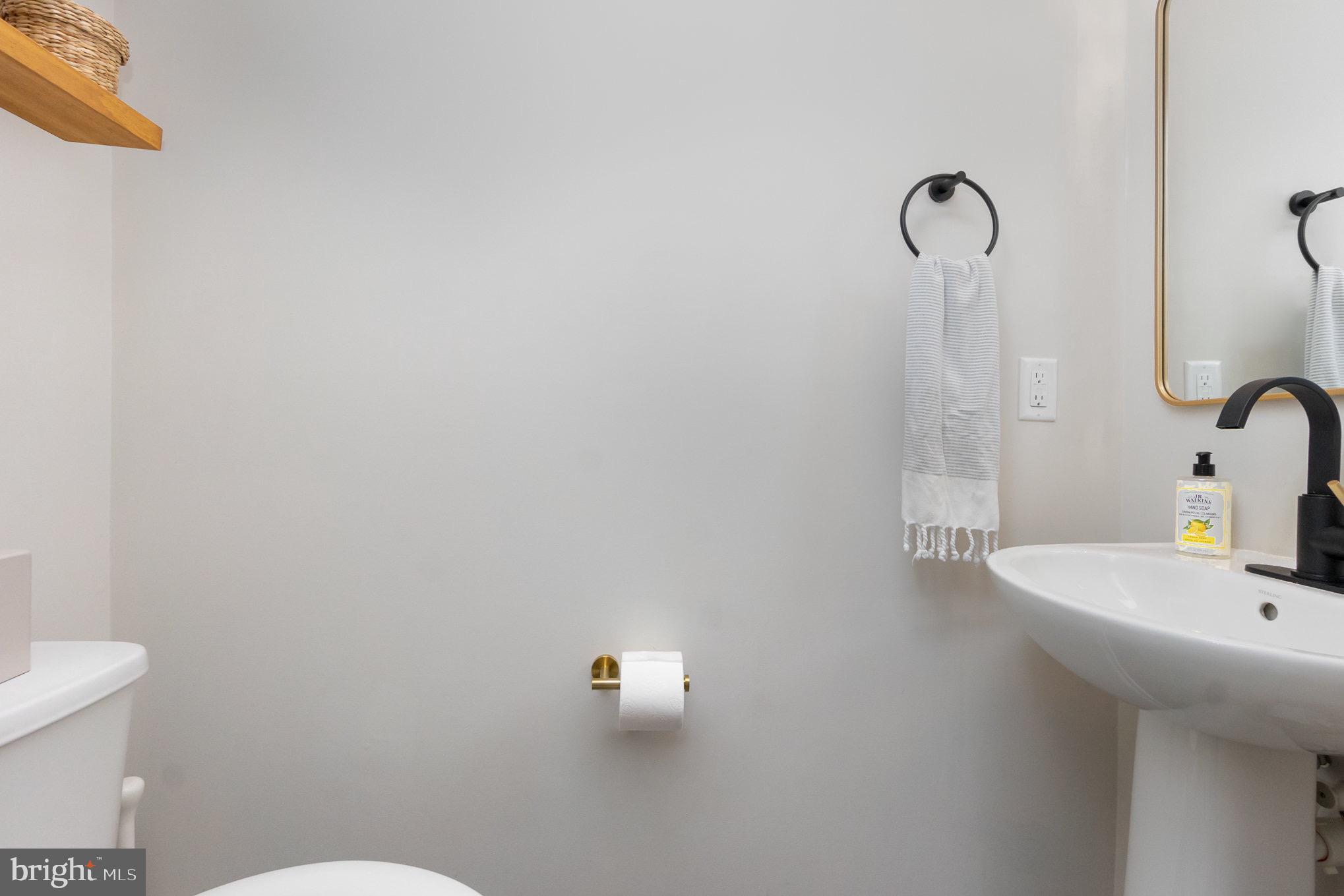 HIGHGATE VILLAGE - Residential