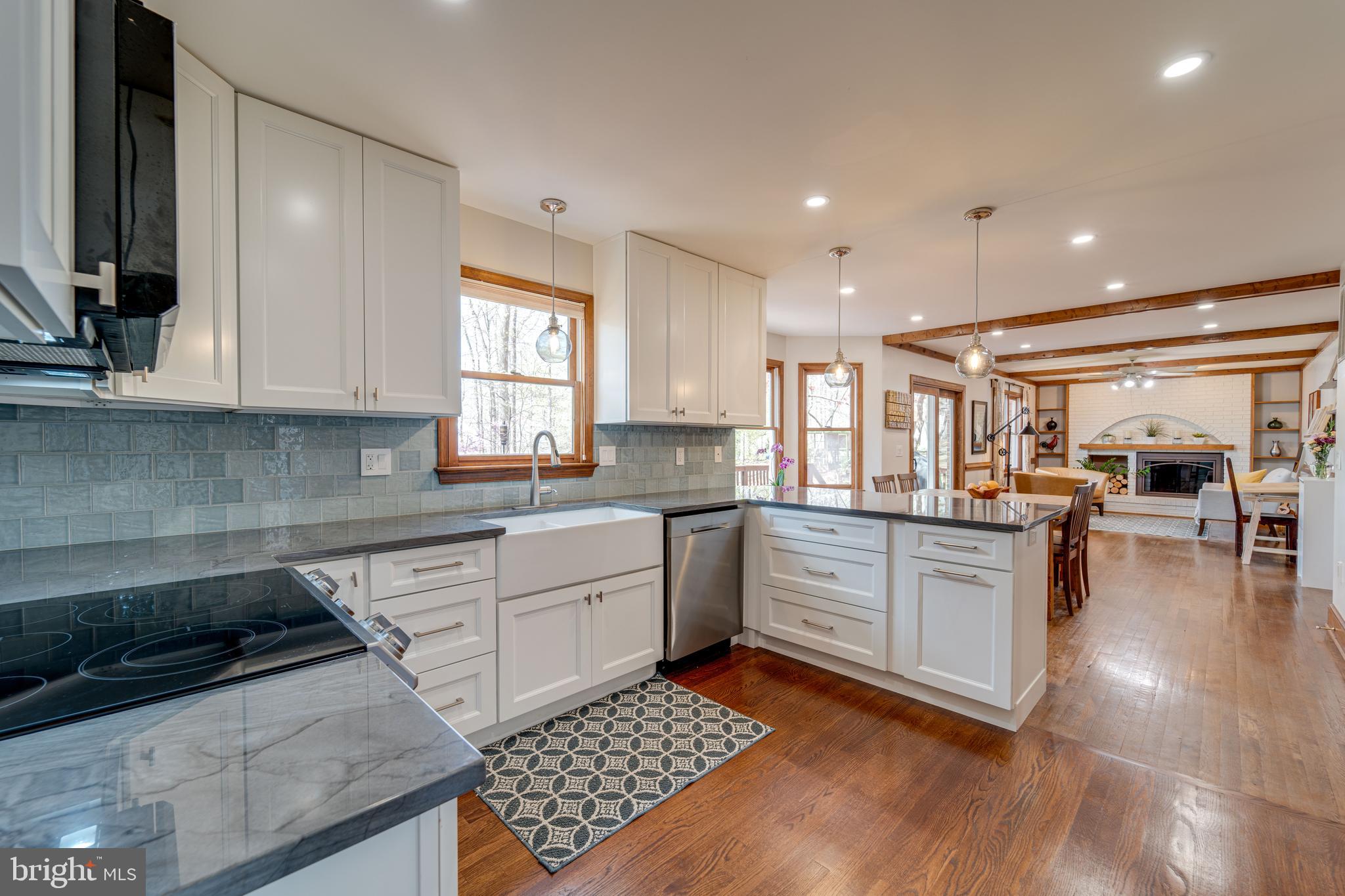 LANDVIEW ESTATES - Residential