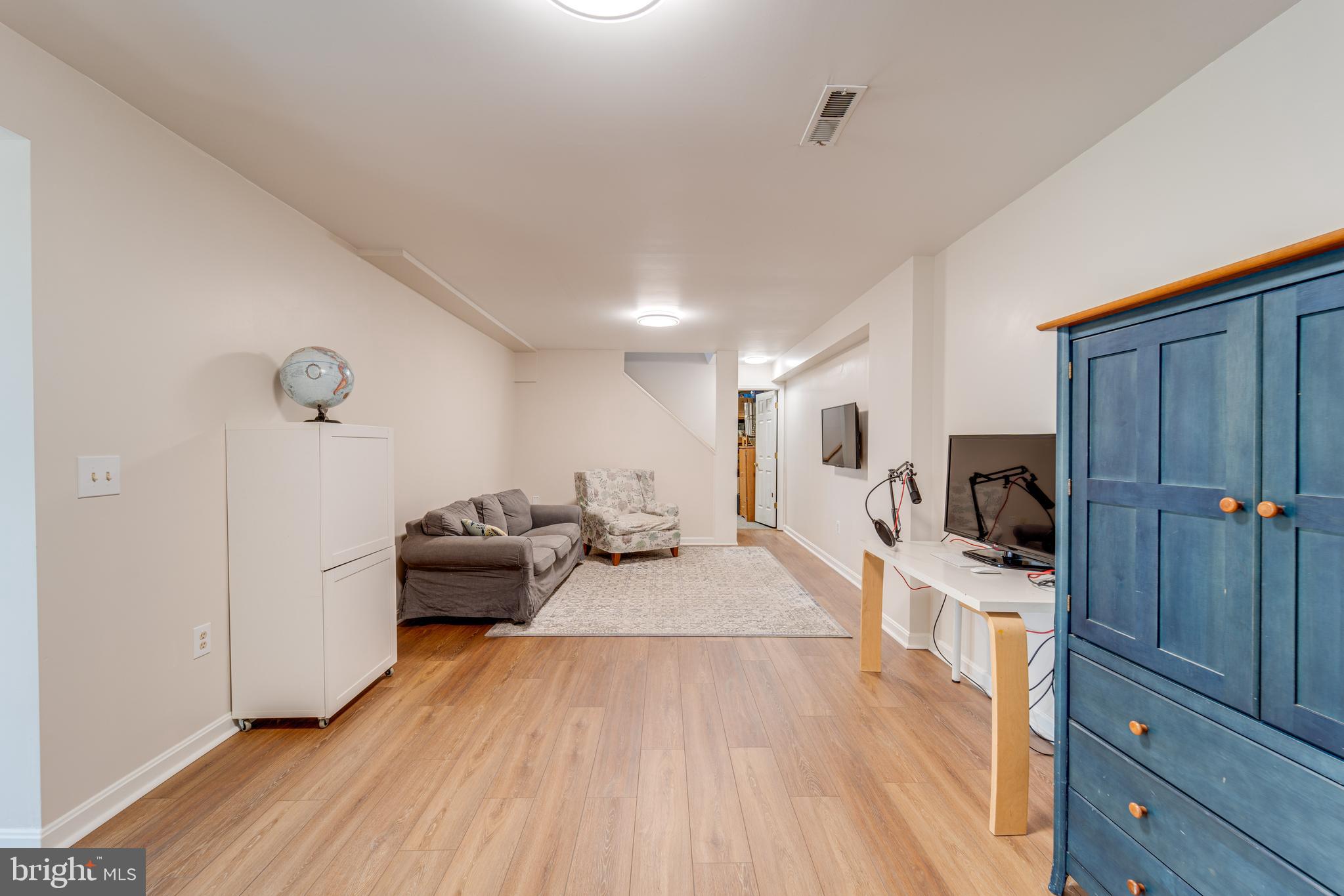 LANDVIEW ESTATES - Residential