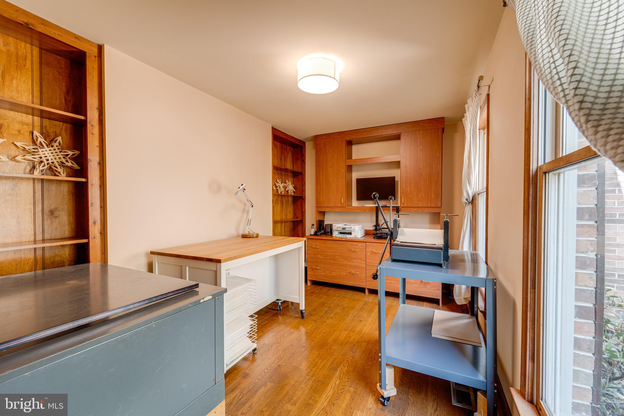 LANDVIEW ESTATES - Residential