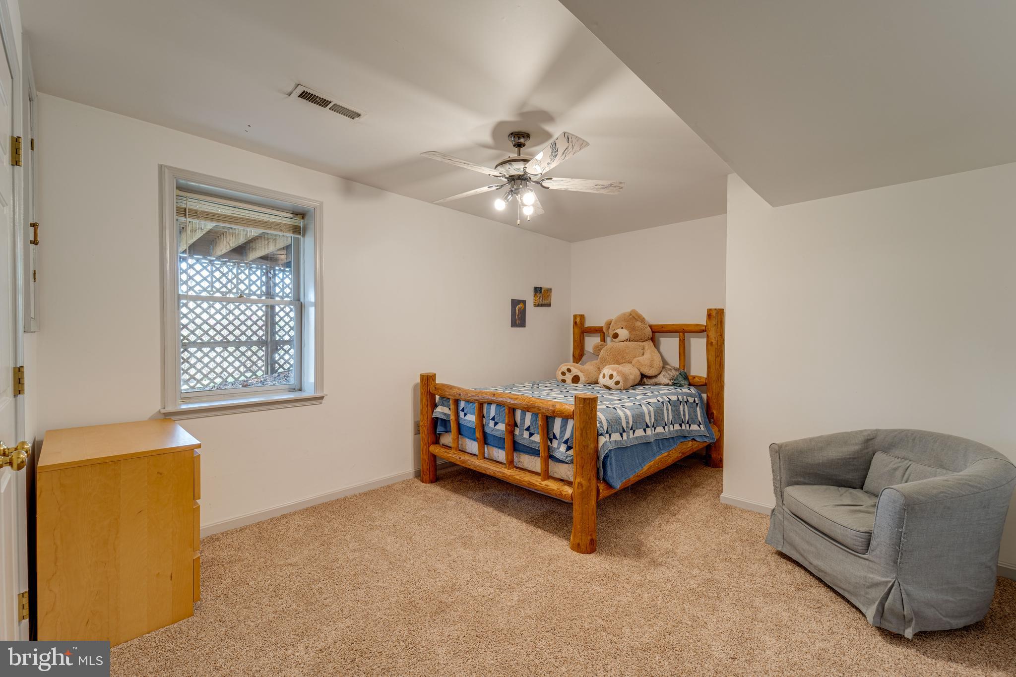 LANDVIEW ESTATES - Residential