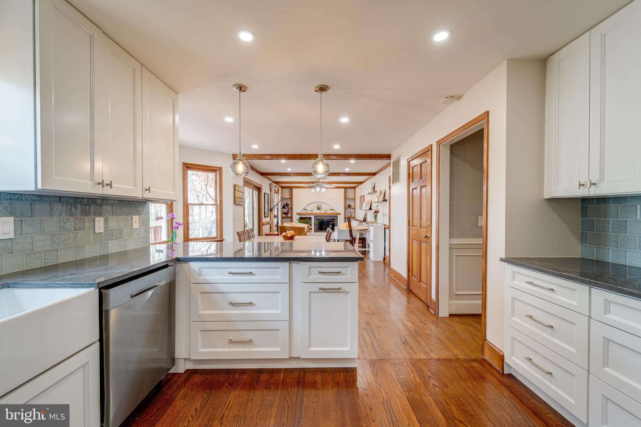 LANDVIEW ESTATES - Residential