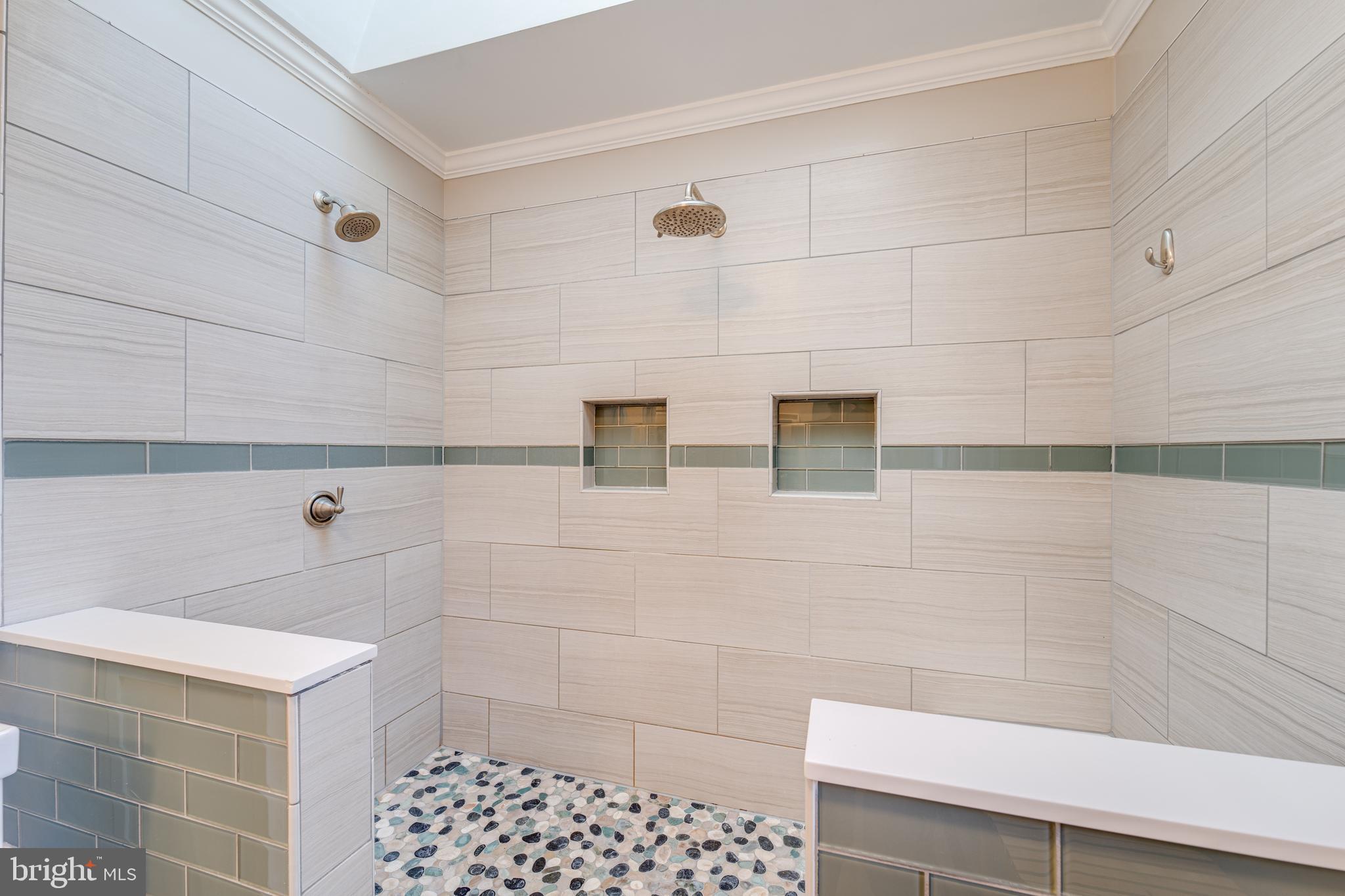 LANDVIEW ESTATES - Residential