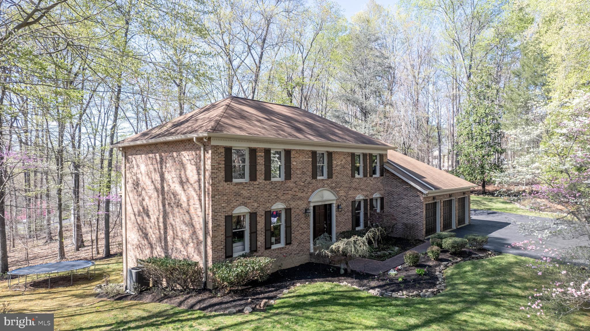LANDVIEW ESTATES - Residential