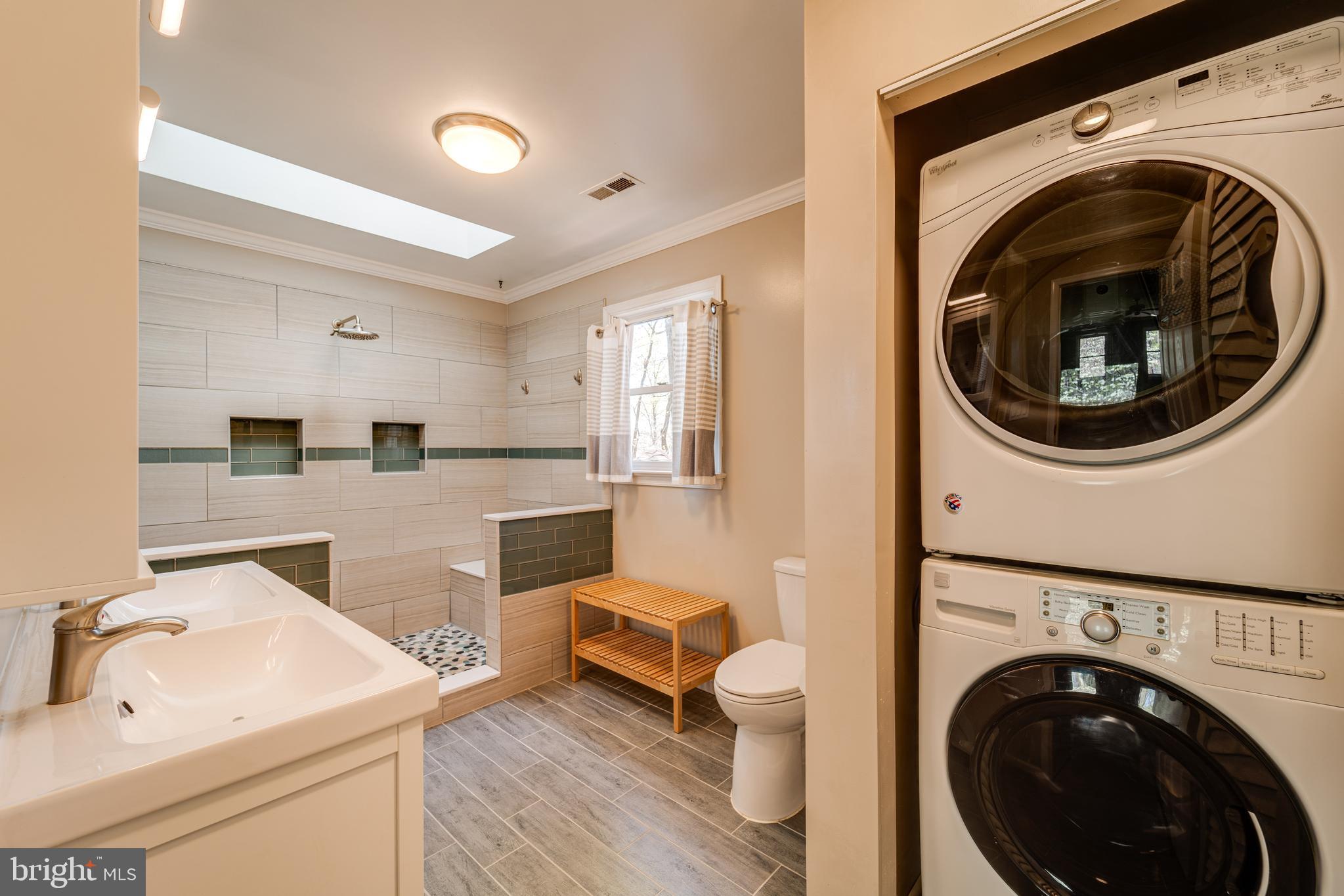 LANDVIEW ESTATES - Residential