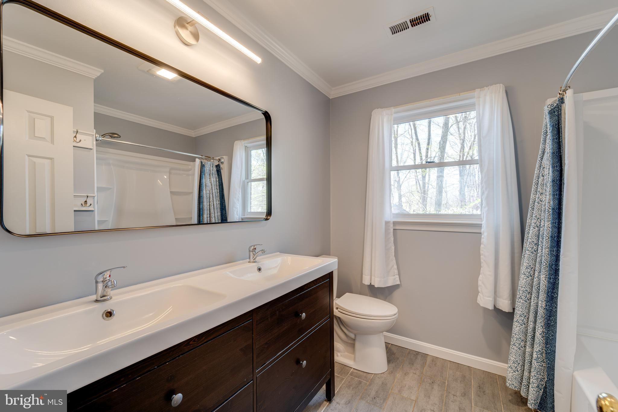 LANDVIEW ESTATES - Residential