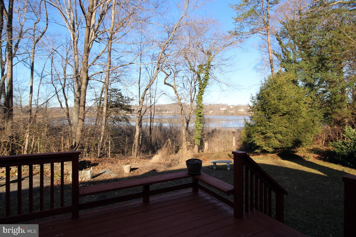 GRAHAM PARK SHORES - Residential