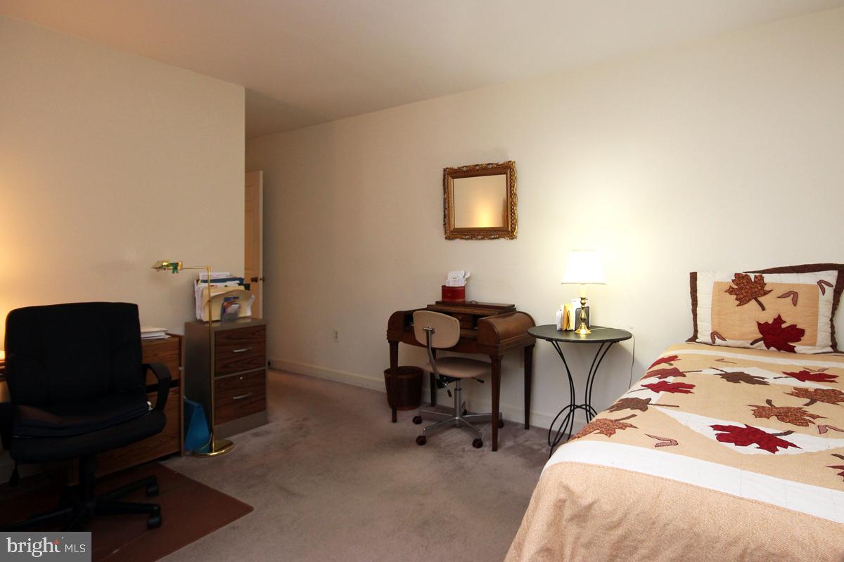 GRAHAM PARK SHORES - Residential