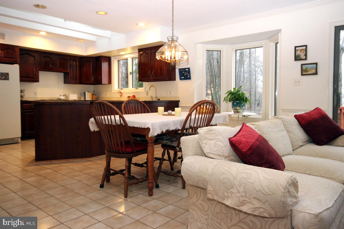 GRAHAM PARK SHORES - Residential