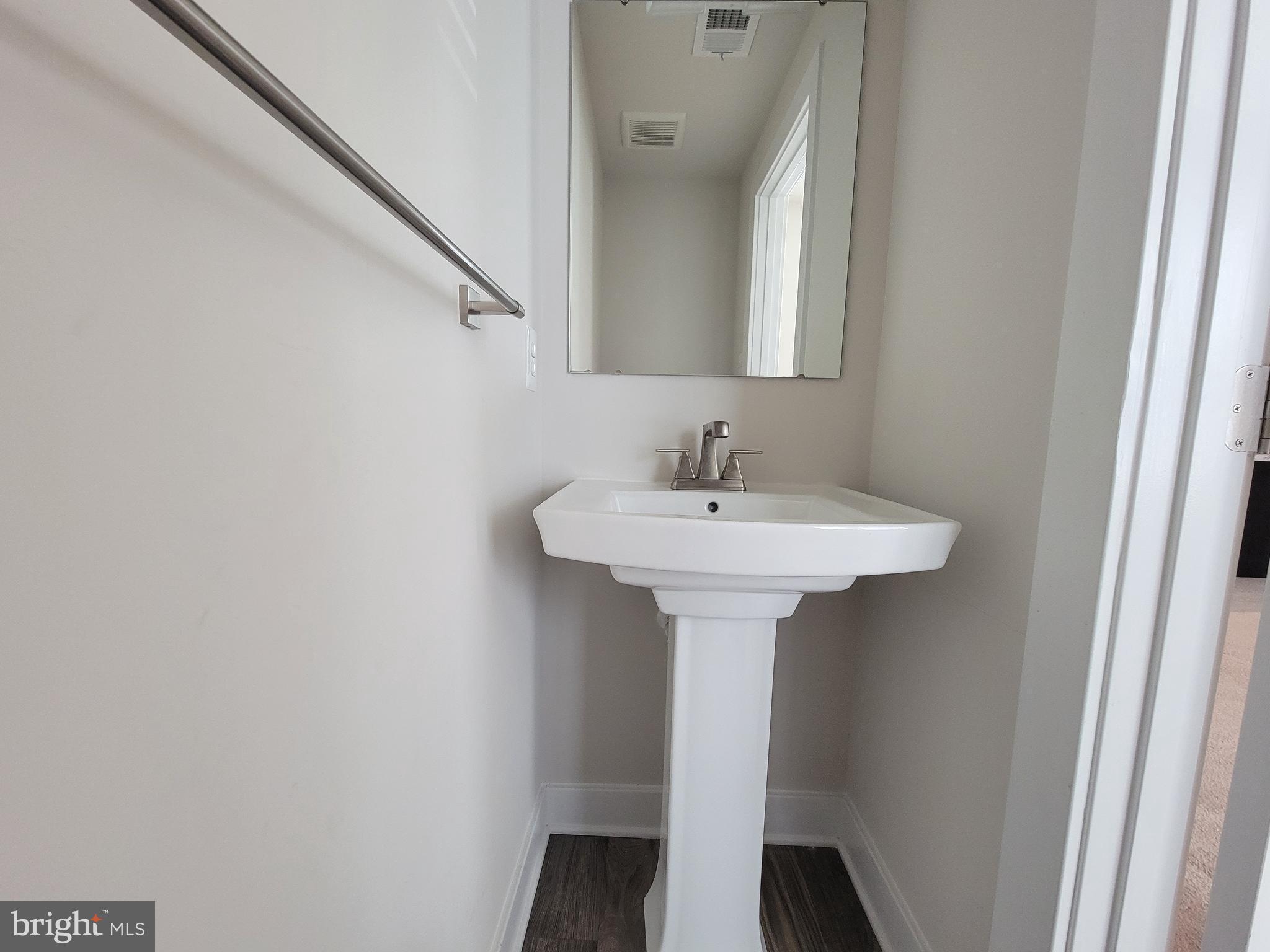 OAKDALE VILLAGE - Residential