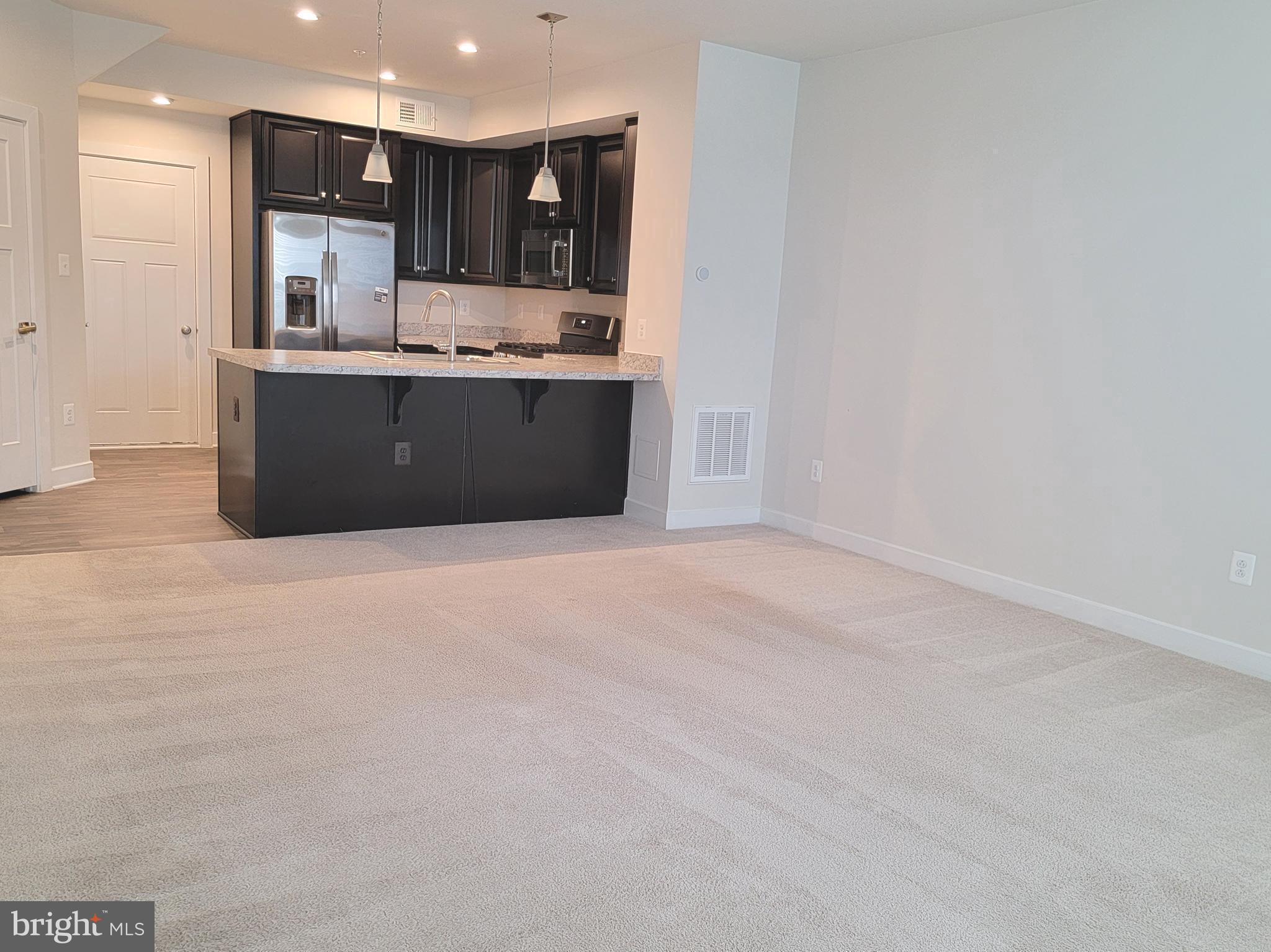 OAKDALE VILLAGE - Residential