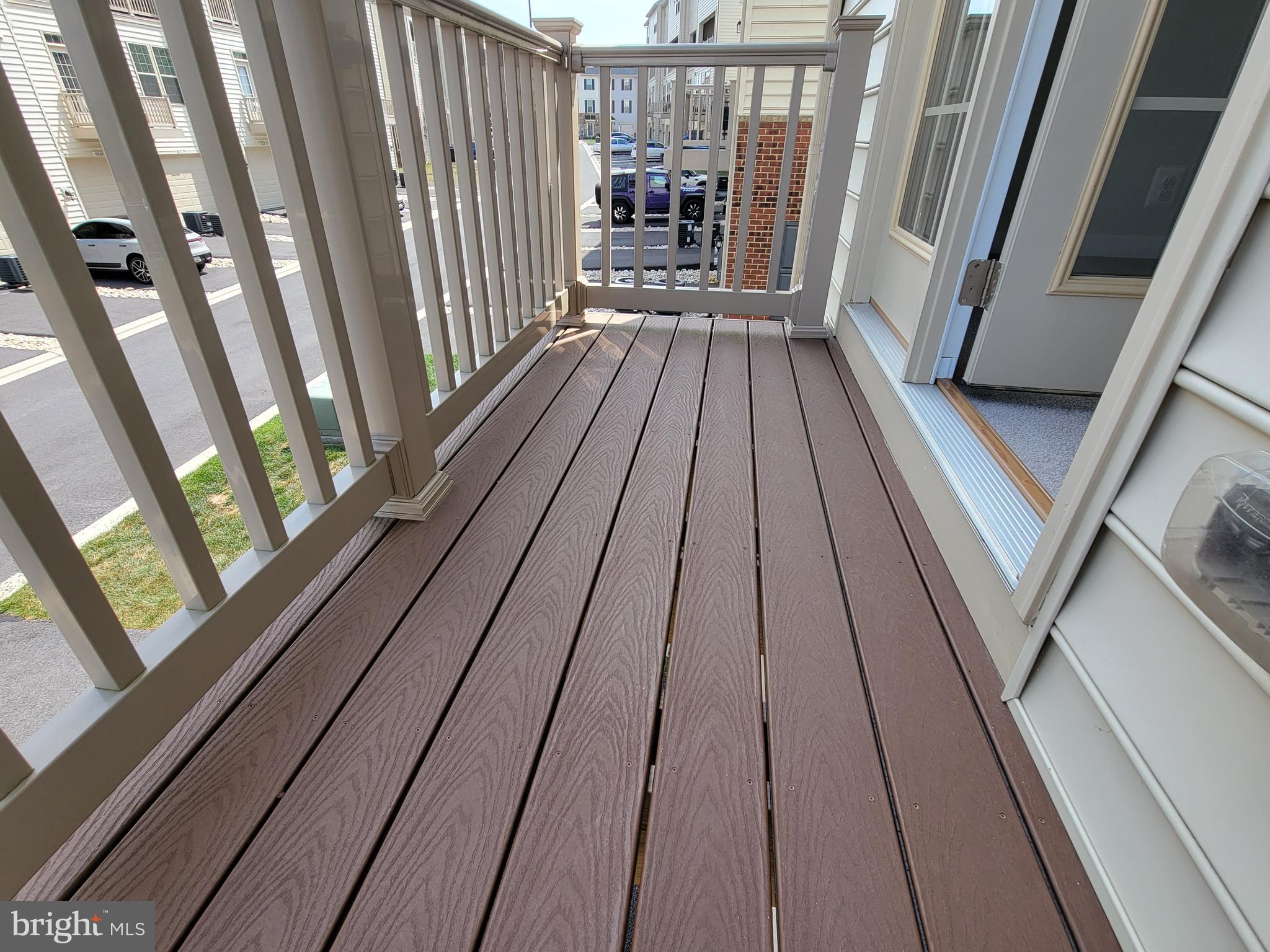 OAKDALE VILLAGE - Residential