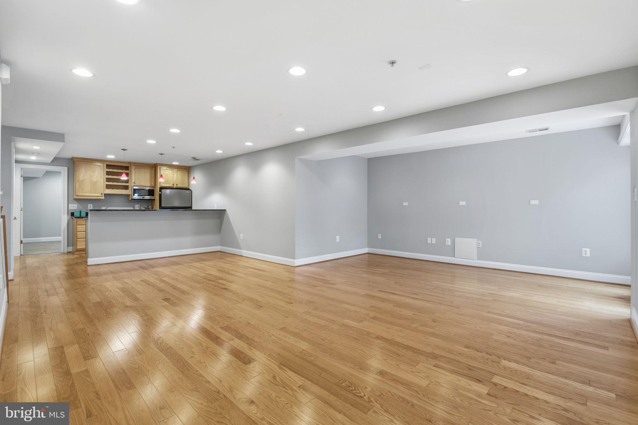 FALLSGROVE - Residential