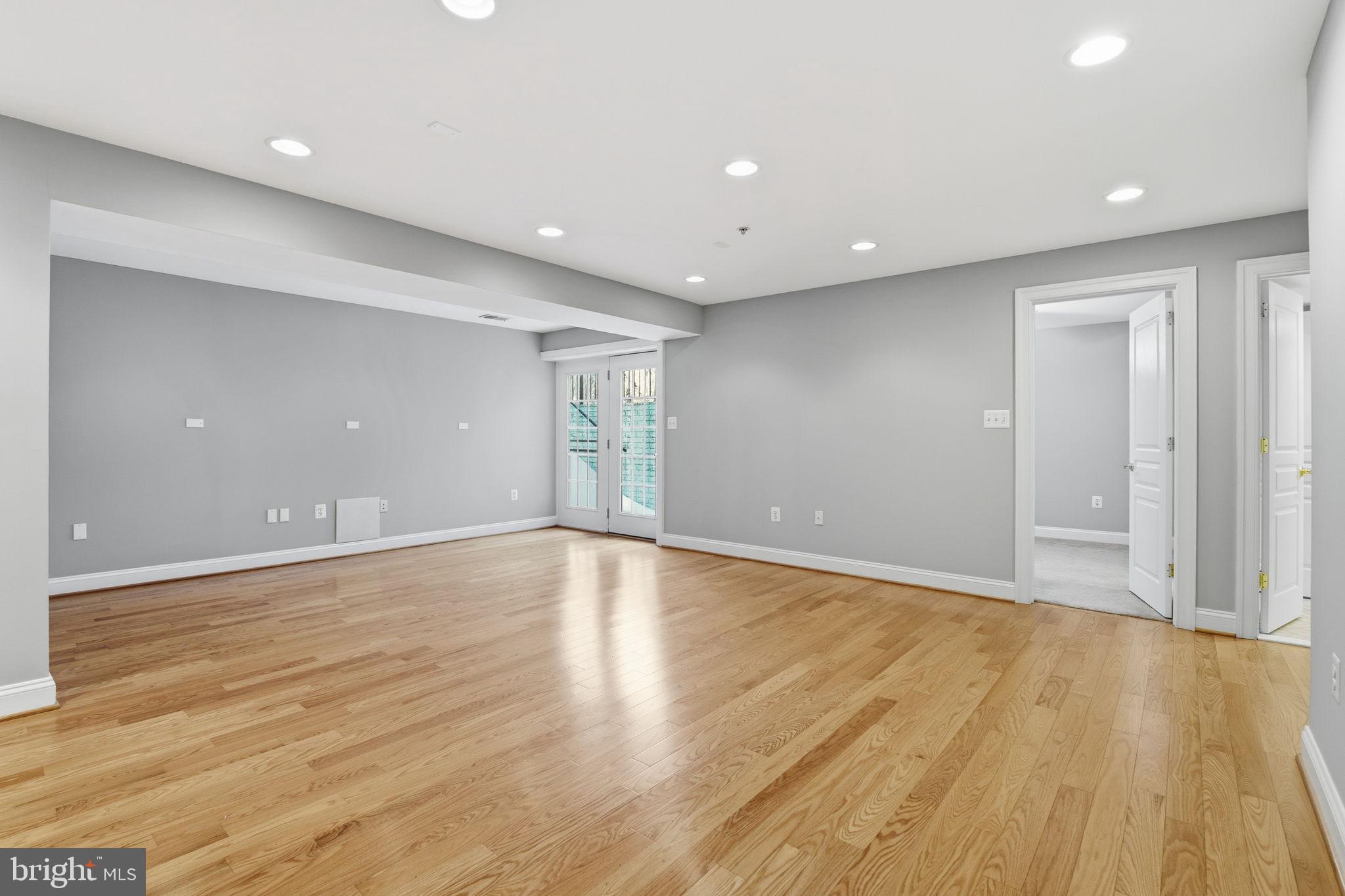 FALLSGROVE - Residential