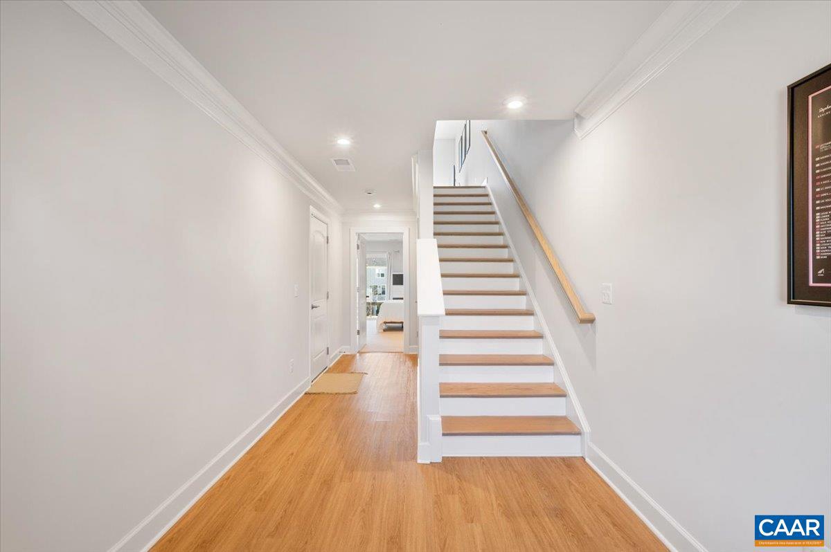 PLEASANT GREEN - Residential