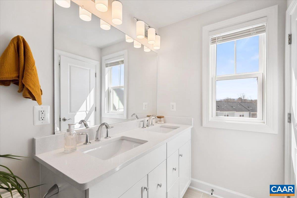 PLEASANT GREEN - Residential