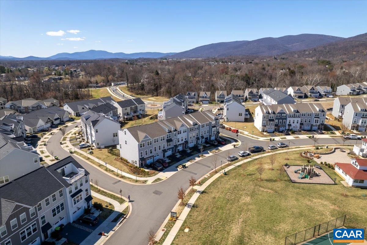 PLEASANT GREEN - Residential