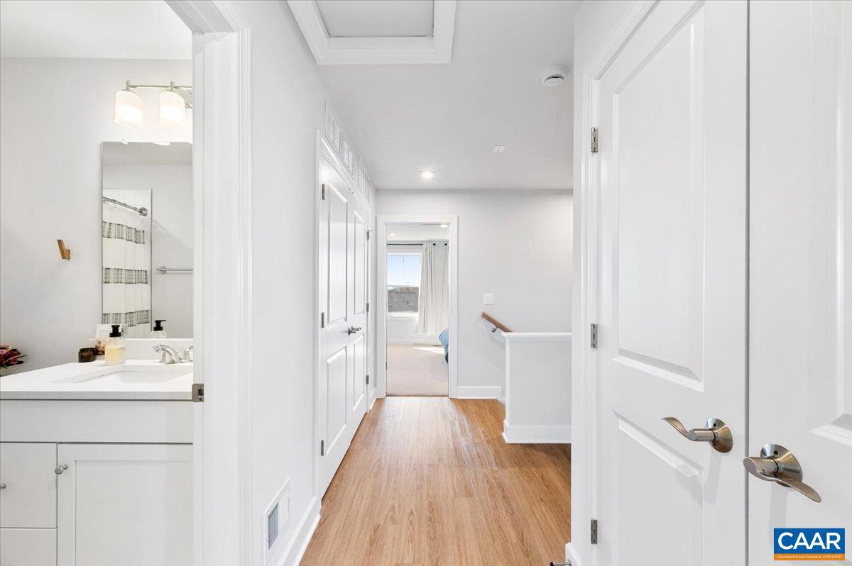 PLEASANT GREEN - Residential