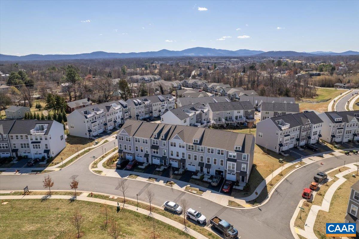 PLEASANT GREEN - Residential