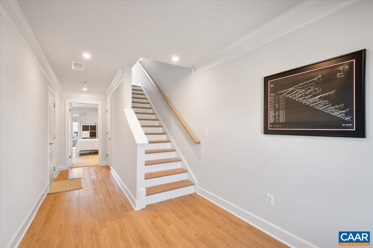 PLEASANT GREEN - Residential