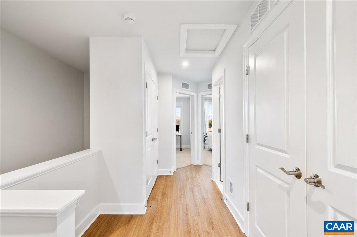 PLEASANT GREEN - Residential