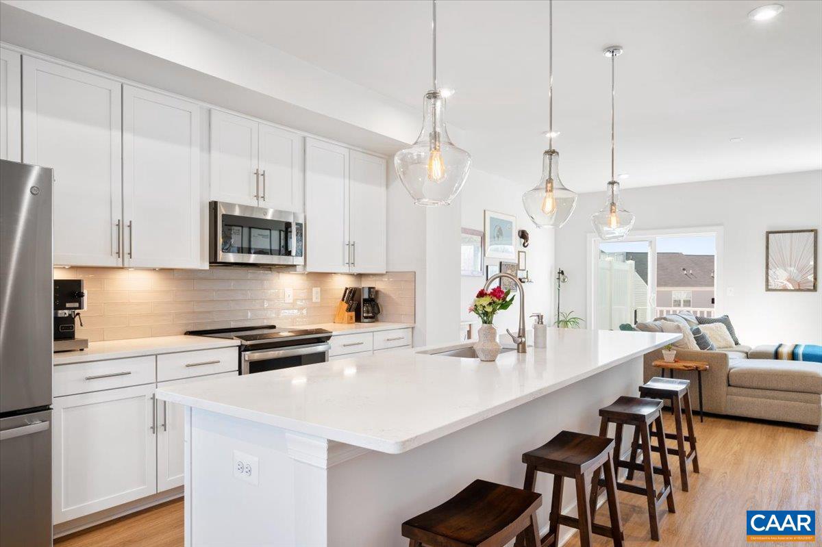 PLEASANT GREEN - Residential