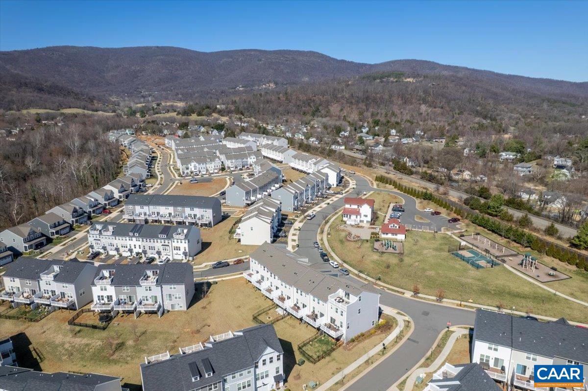 PLEASANT GREEN - Residential