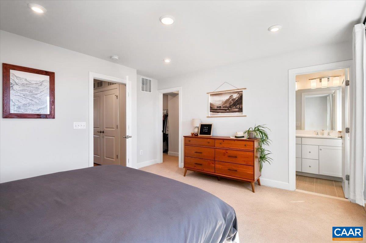 PLEASANT GREEN - Residential