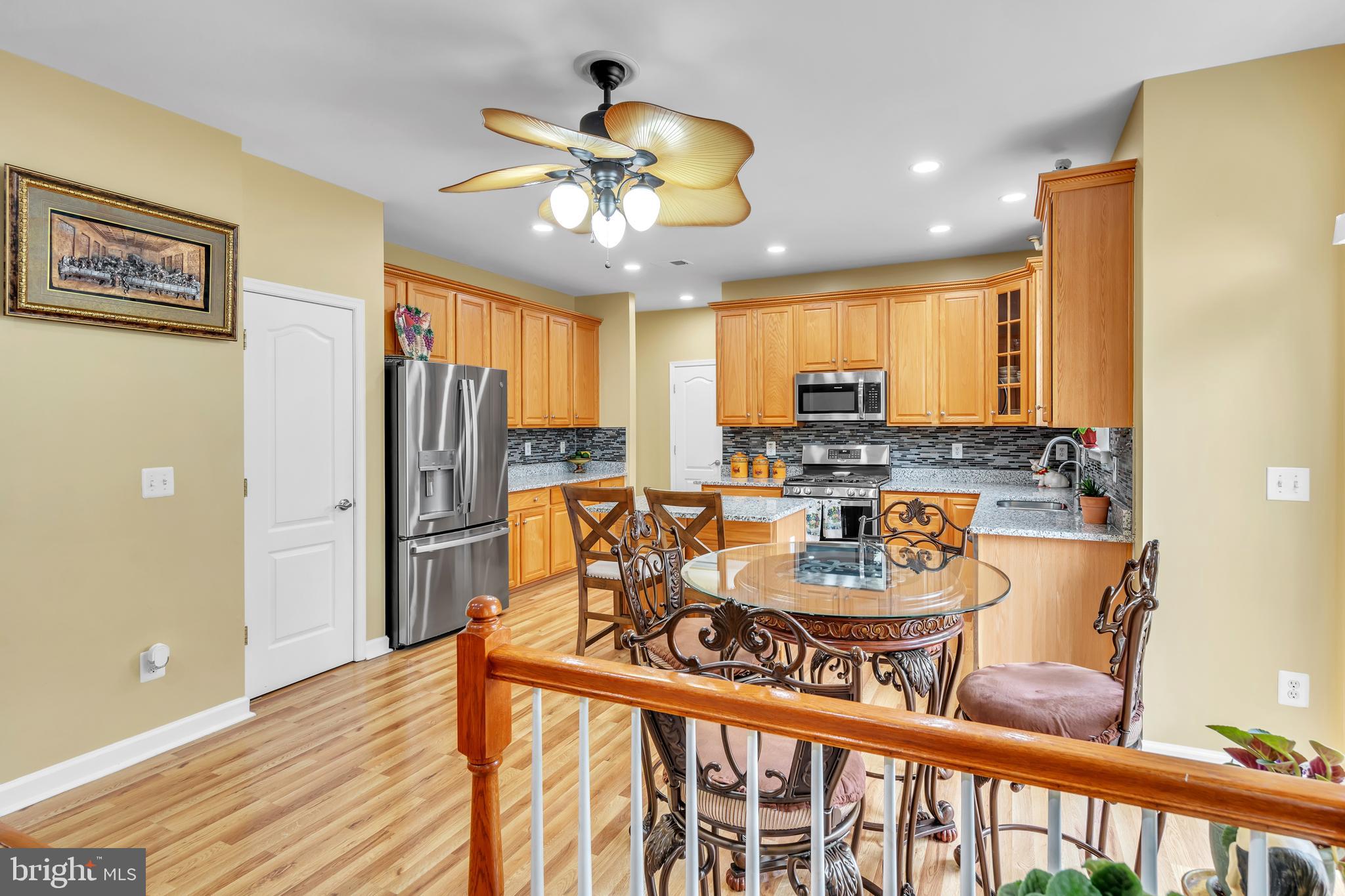 DAVIS ESTATES - Residential