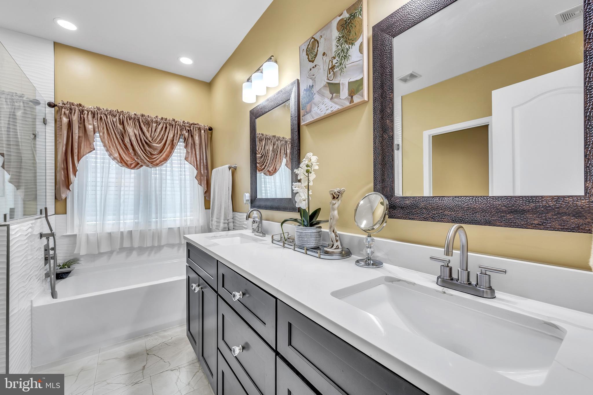 DAVIS ESTATES - Residential