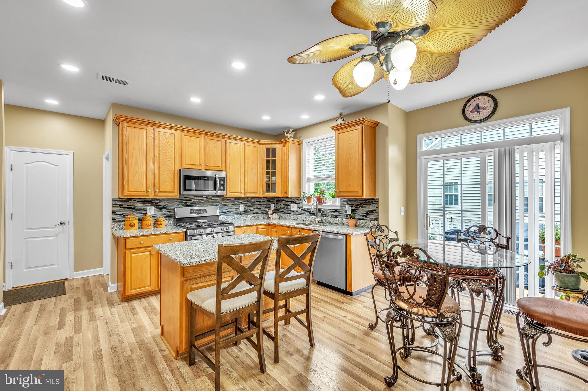 DAVIS ESTATES - Residential