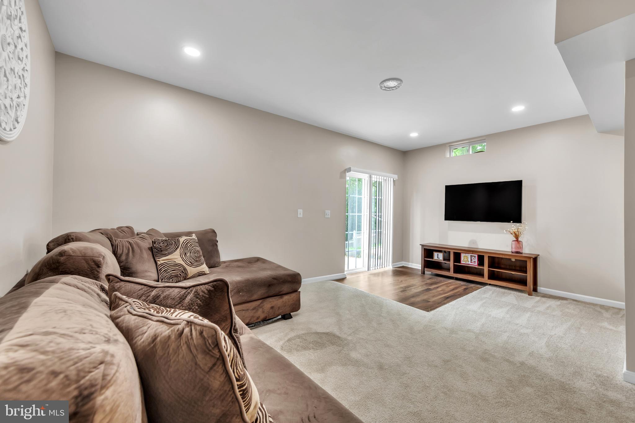 DAVIS ESTATES - Residential