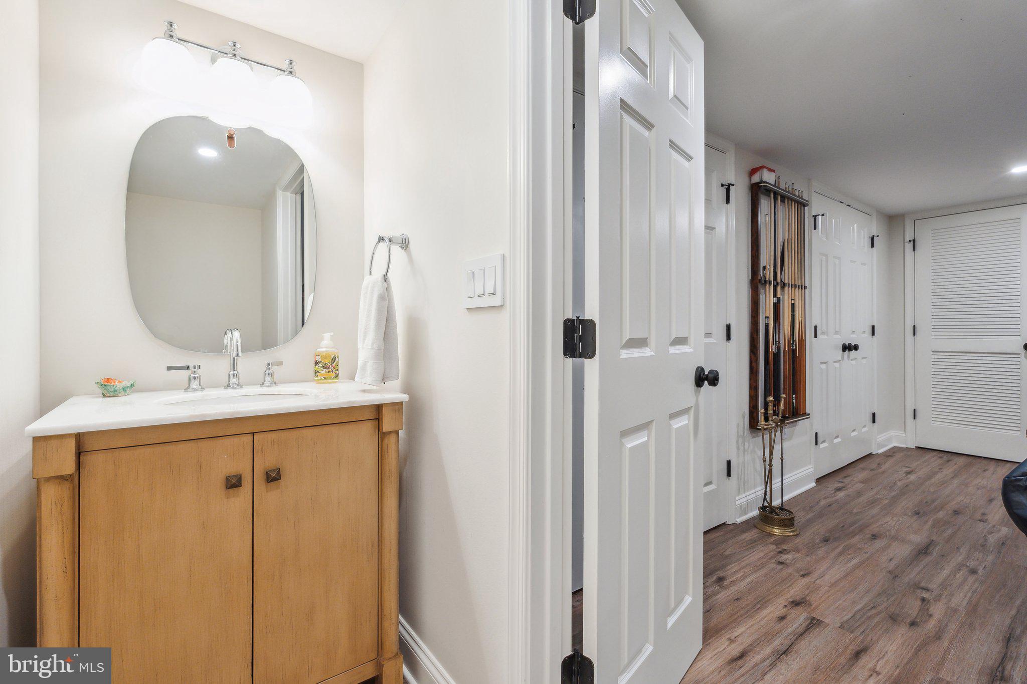 POTOMAC FALLS - Residential