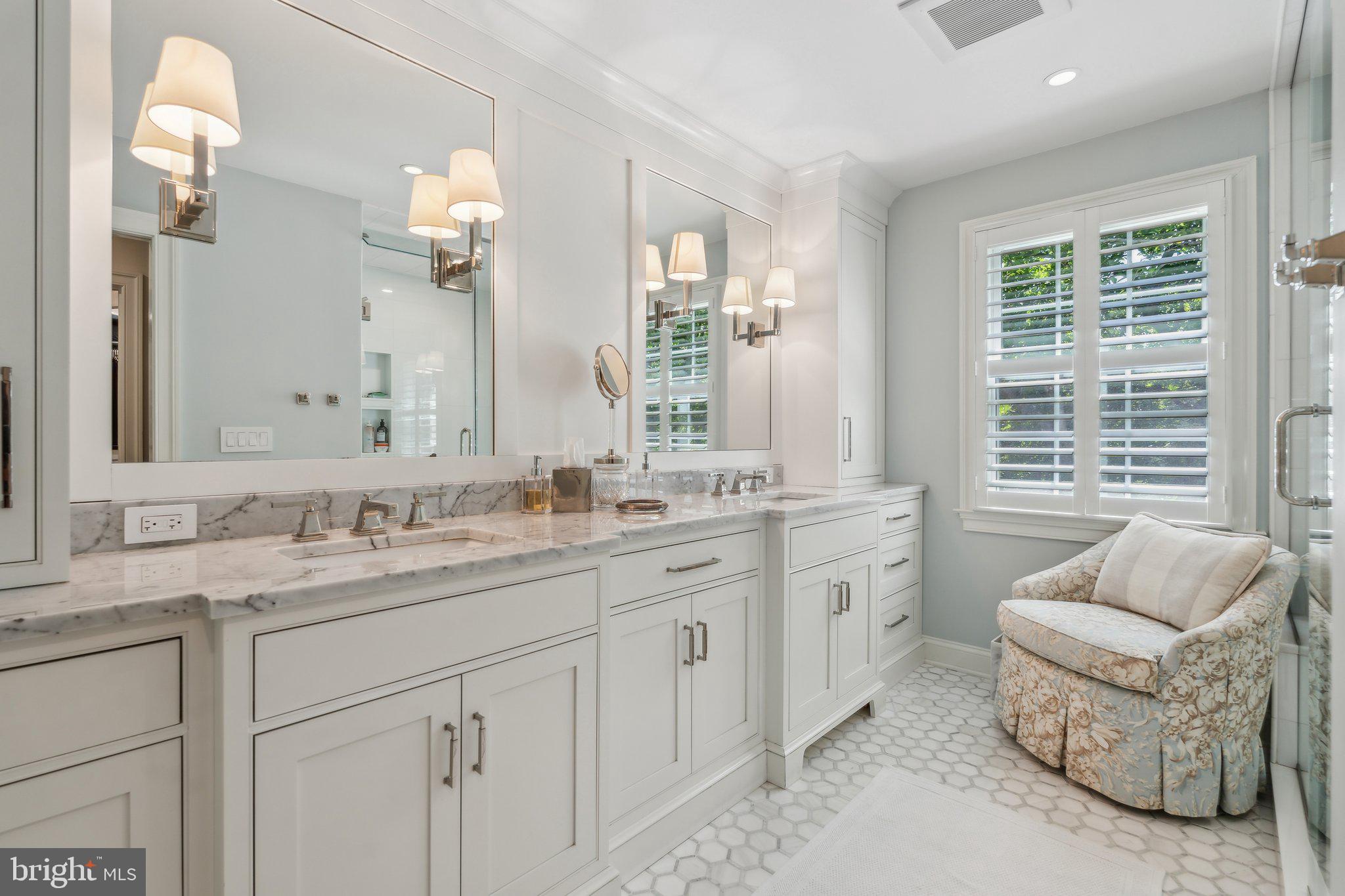 POTOMAC FALLS - Residential