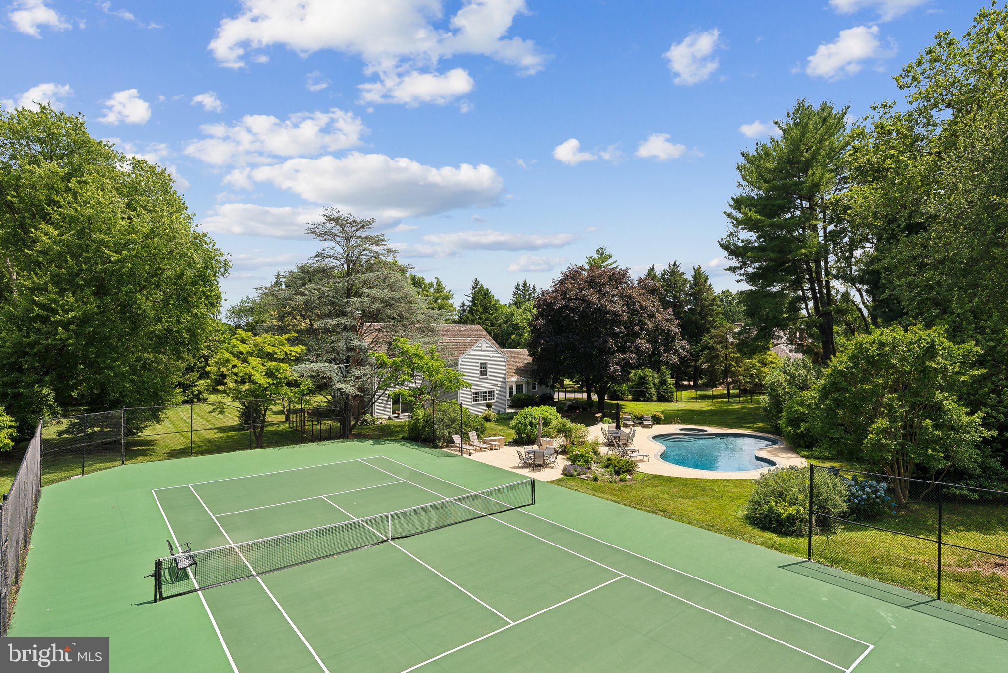 POTOMAC FALLS - Residential