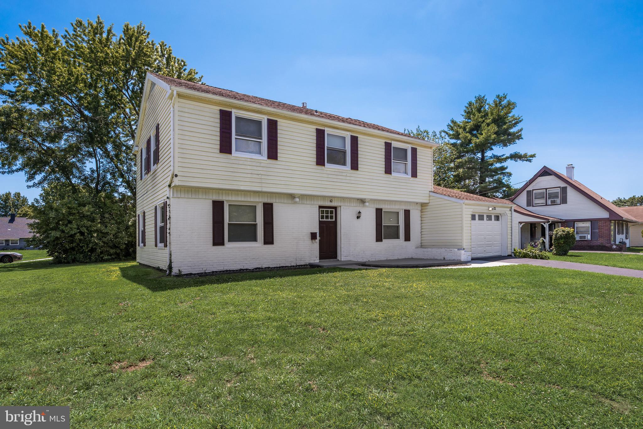 62 BRIERDALE LANE