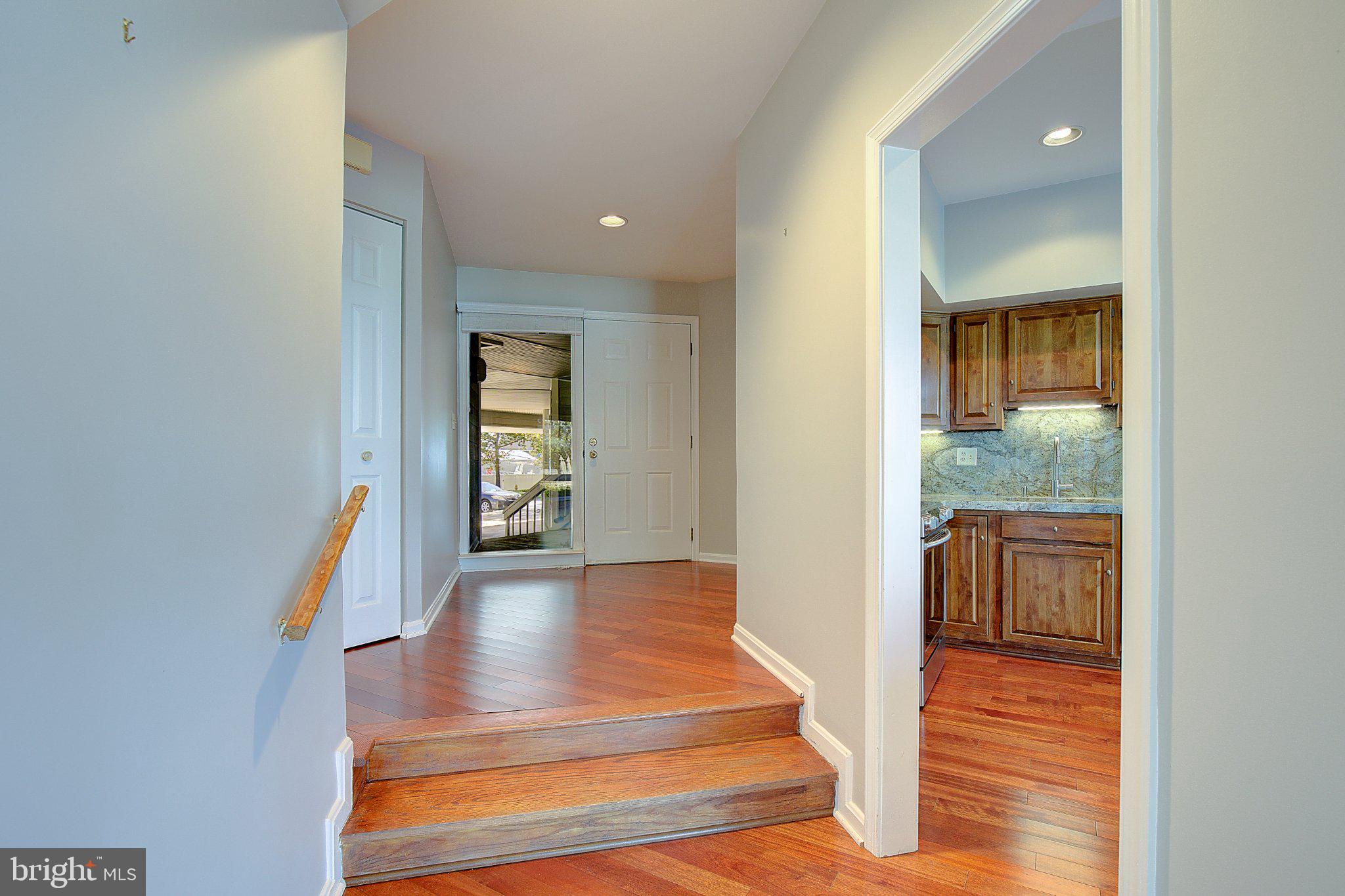 114 OYSTER COVE DRIVE 1C